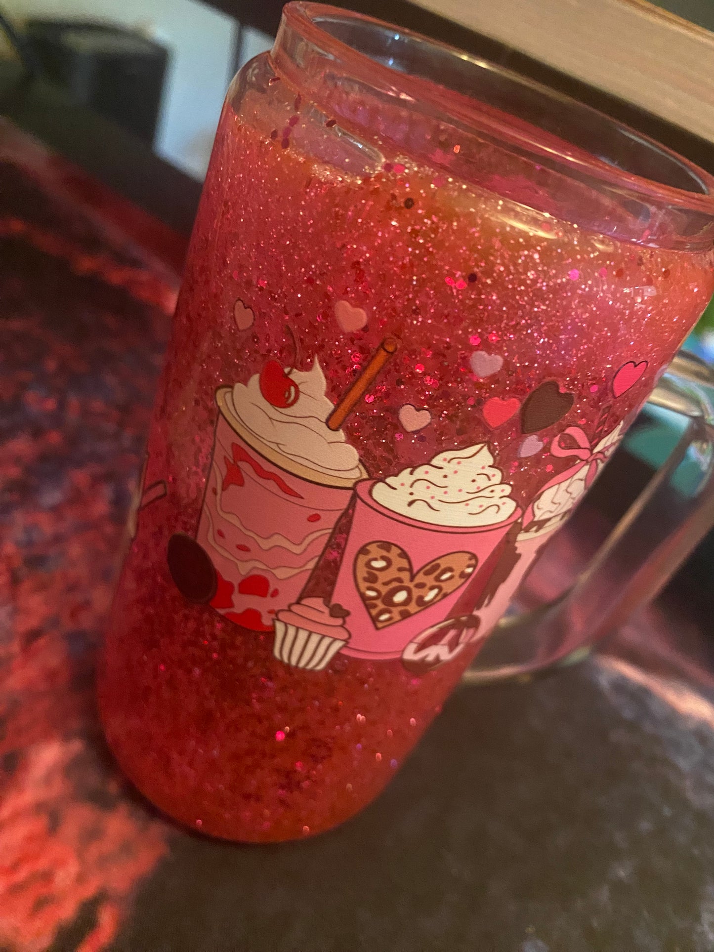 Glass Snowglobe Tumbler✨